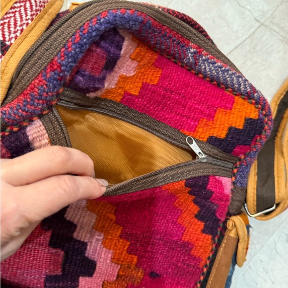 Unisex shoulder bag Kilim handcrafted Persian tapestry handwoven shoulder bag - Picture 12 of 13